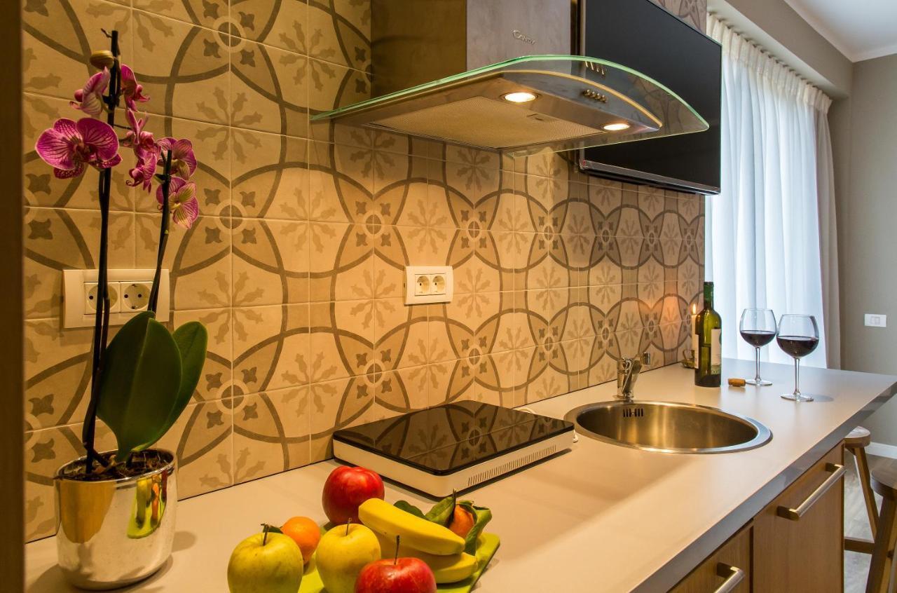 One Love Metropolitan Gardens Studio II Apartment Букурещ Екстериор снимка